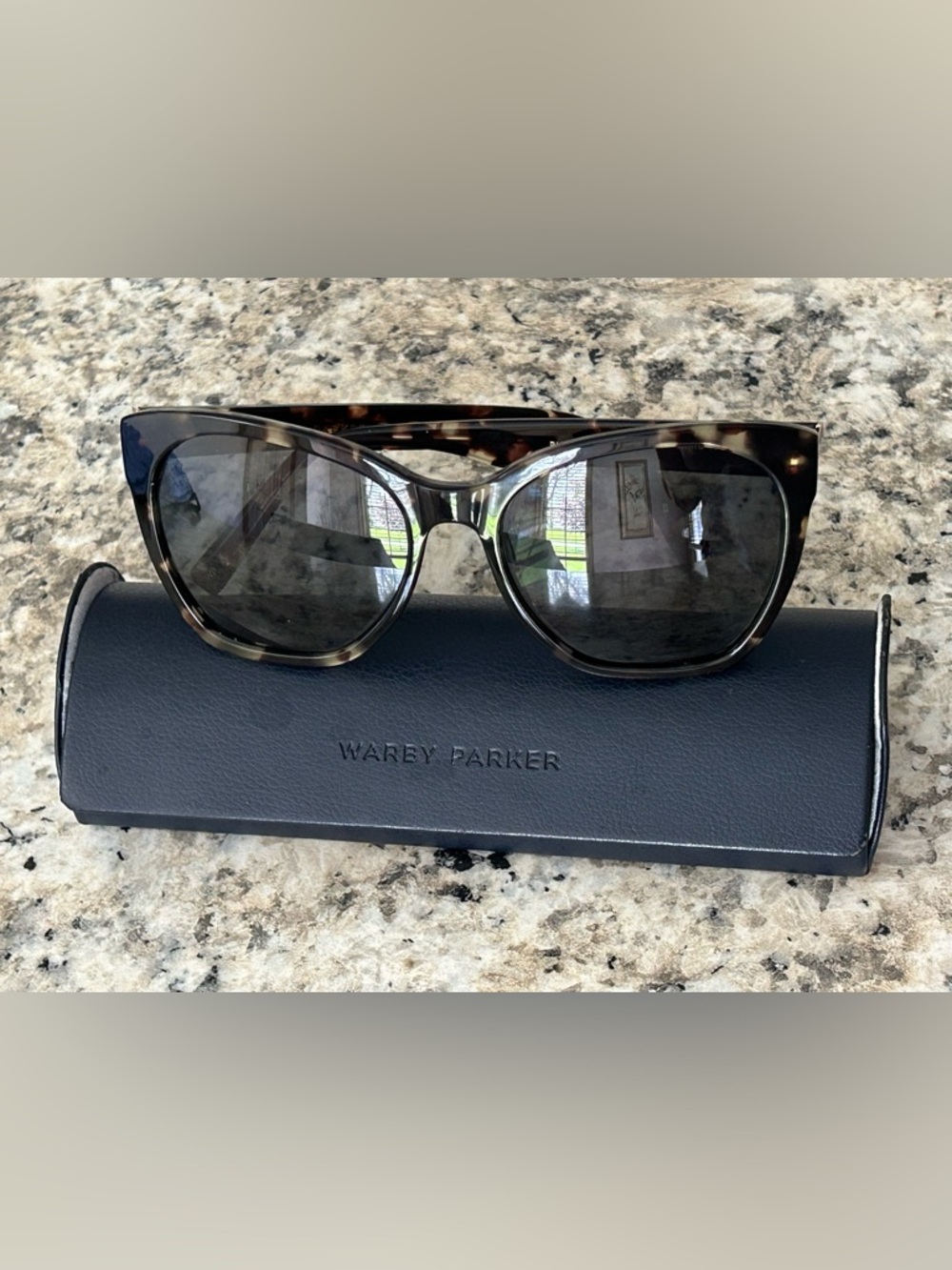 Warby Parker RheaTortoise Full Rim Sunglasses Rectangular Cat Eye w Hard Case - Picture 9 of 16